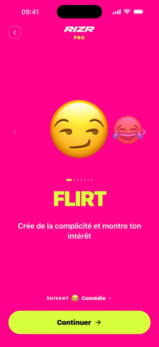 Enregistrement réel de l’app RIZR proposant des réponses à un chat